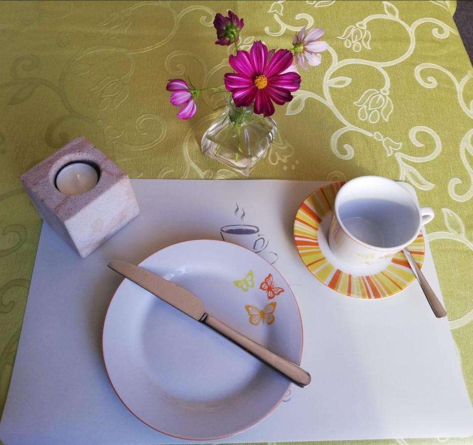 Apartment "Kleine Bleibe" เพียร์นา ภายนอก รูปภาพ
